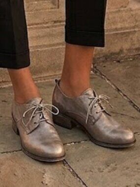 Moma Taupe Leather Derby Lace-Up Shoes size 38.5 (8-8.5)